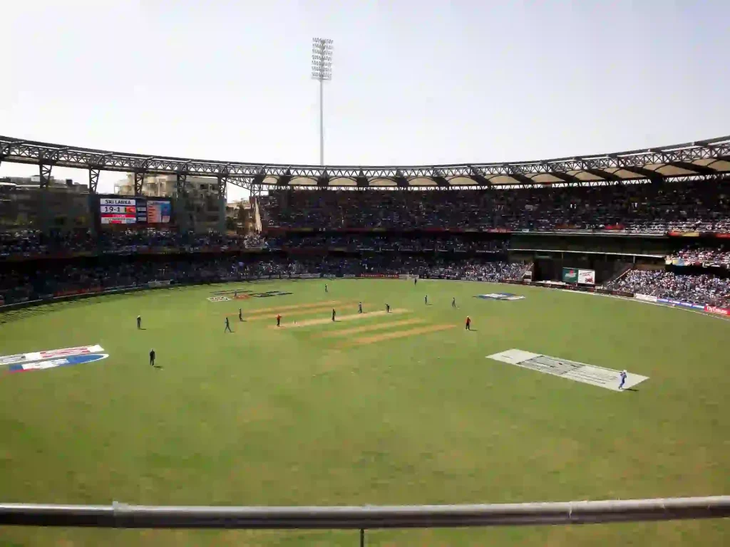 Average First Innings Score at Wankhede in IPL: Pitch Record, Par Total, and Match Trend Average First Innings Score at Wankhede in IPL: Pitch Record, Par Total, and Match Trend